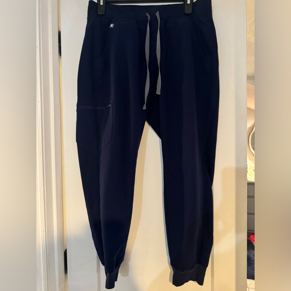 Zamora Figs Scrub Bottoms